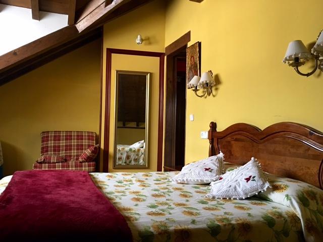 Posada La Casona De Ucieda Esterno foto